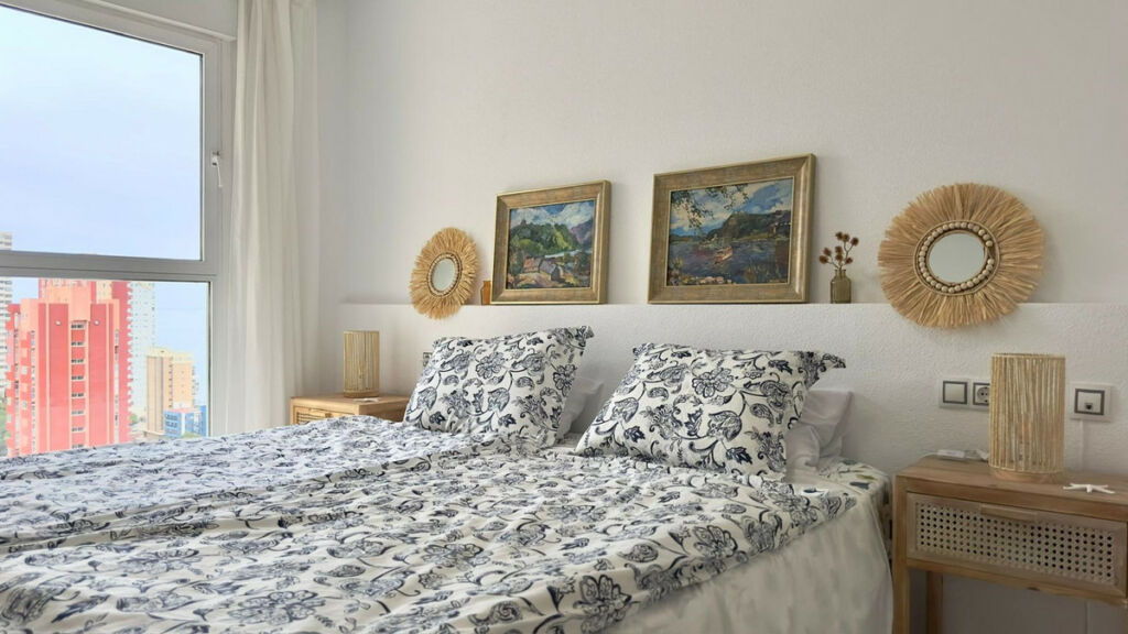 Middle Floor Apartment Benidorm Alicante - image 3