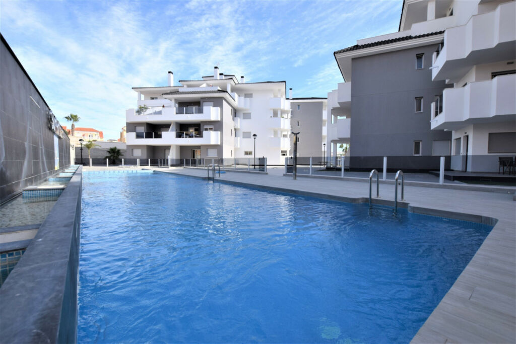Ground Floor Apartment Villamartin Alicante