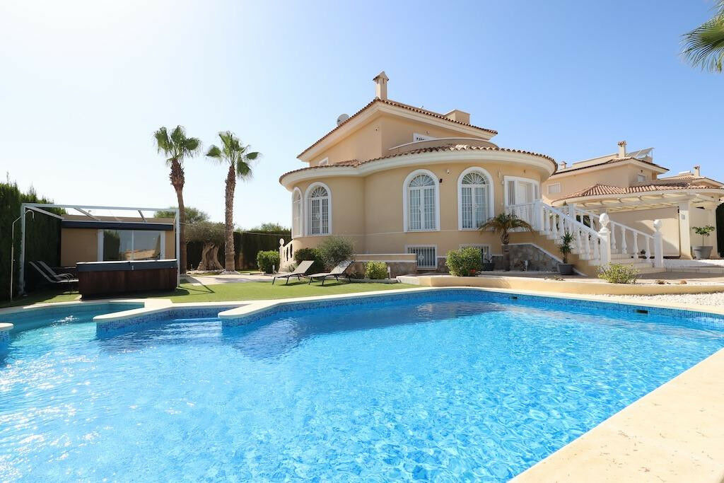 Detached Villa Ciudad Quesada Alicante