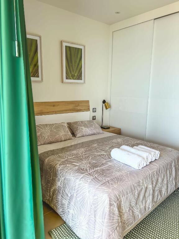 Middle Floor Apartment Benidorm Alicante - image 10