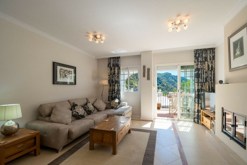 Penthouse Duplex Benahavís Málaga - image 10