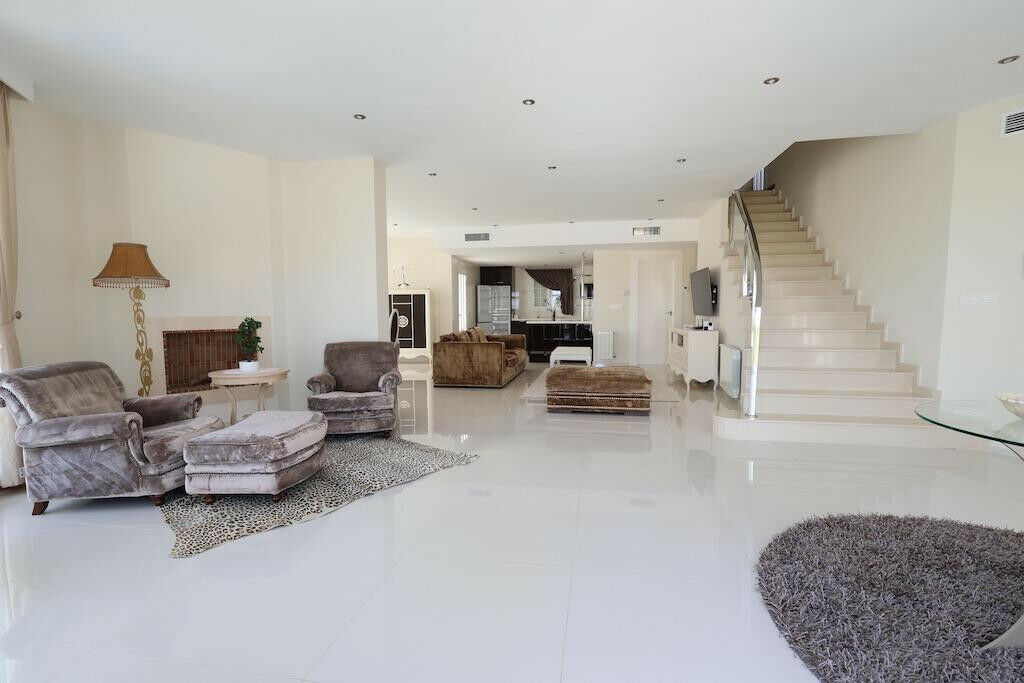 Detached Villa Ciudad Quesada Alicante - image 10