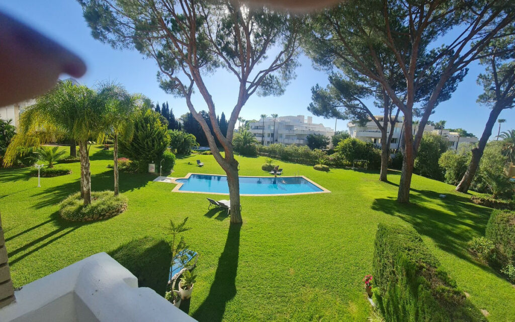 Townhouse Nueva Andalucía Málaga - image 10