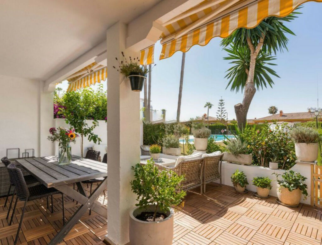 Townhouse Atalaya Málaga - image 10
