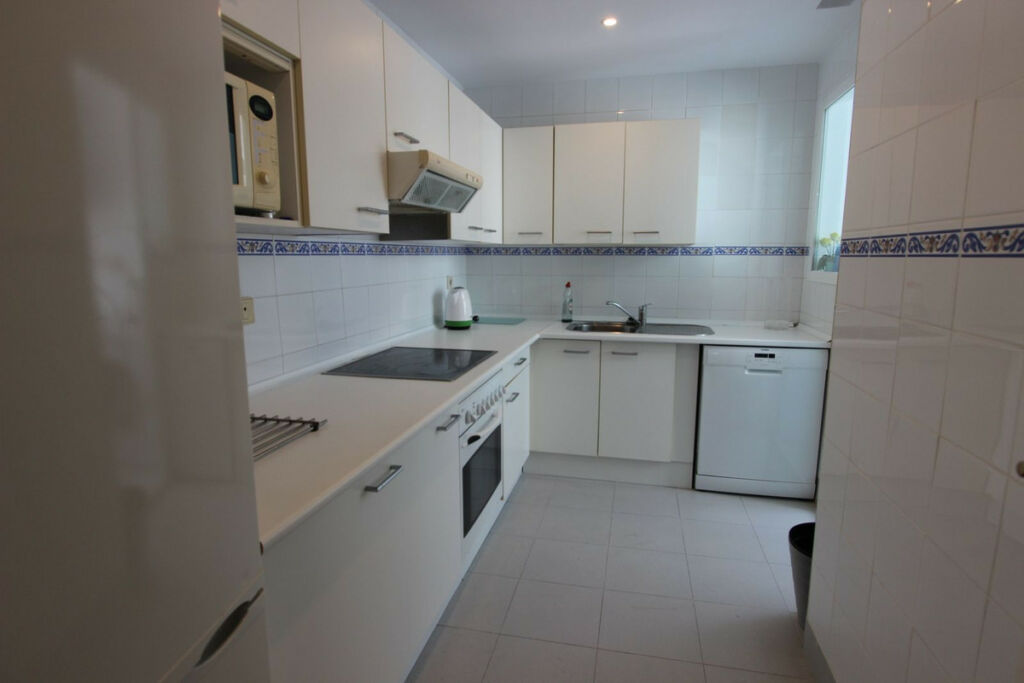 Penthouse Puerto Banús Málaga - image 10