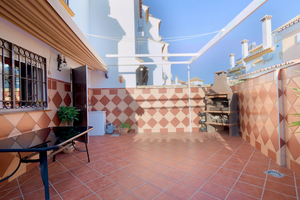 Townhouse Torre del Mar Málaga - image 10