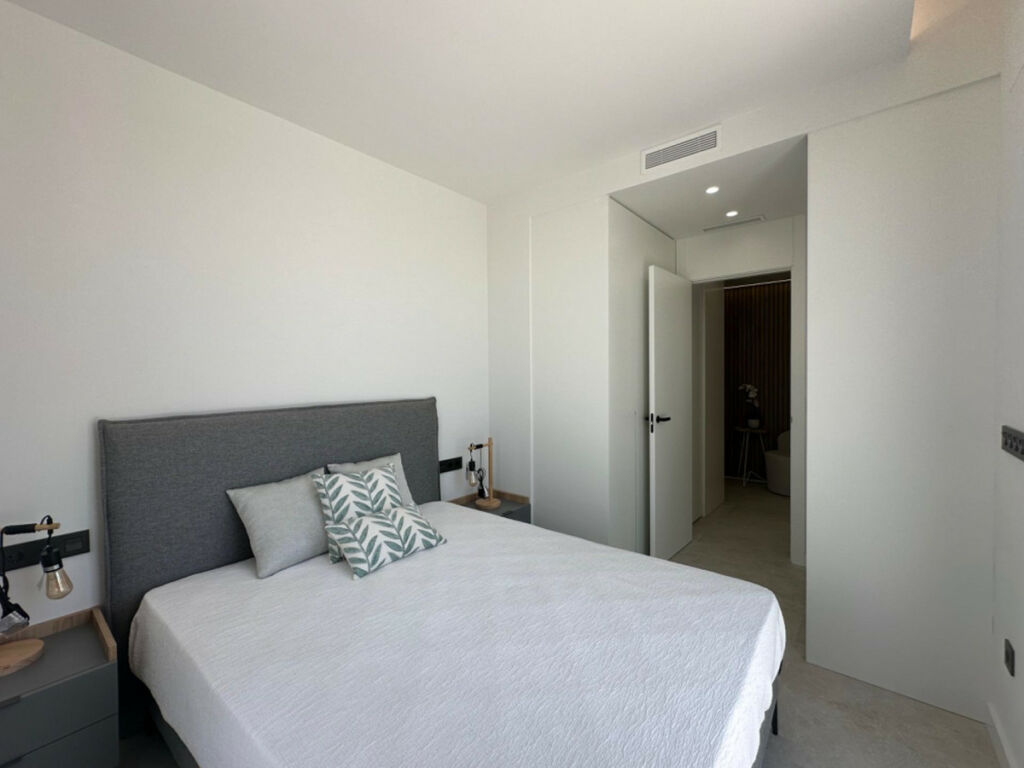 Middle Floor Apartment Los Alcázares Alicante - image 10