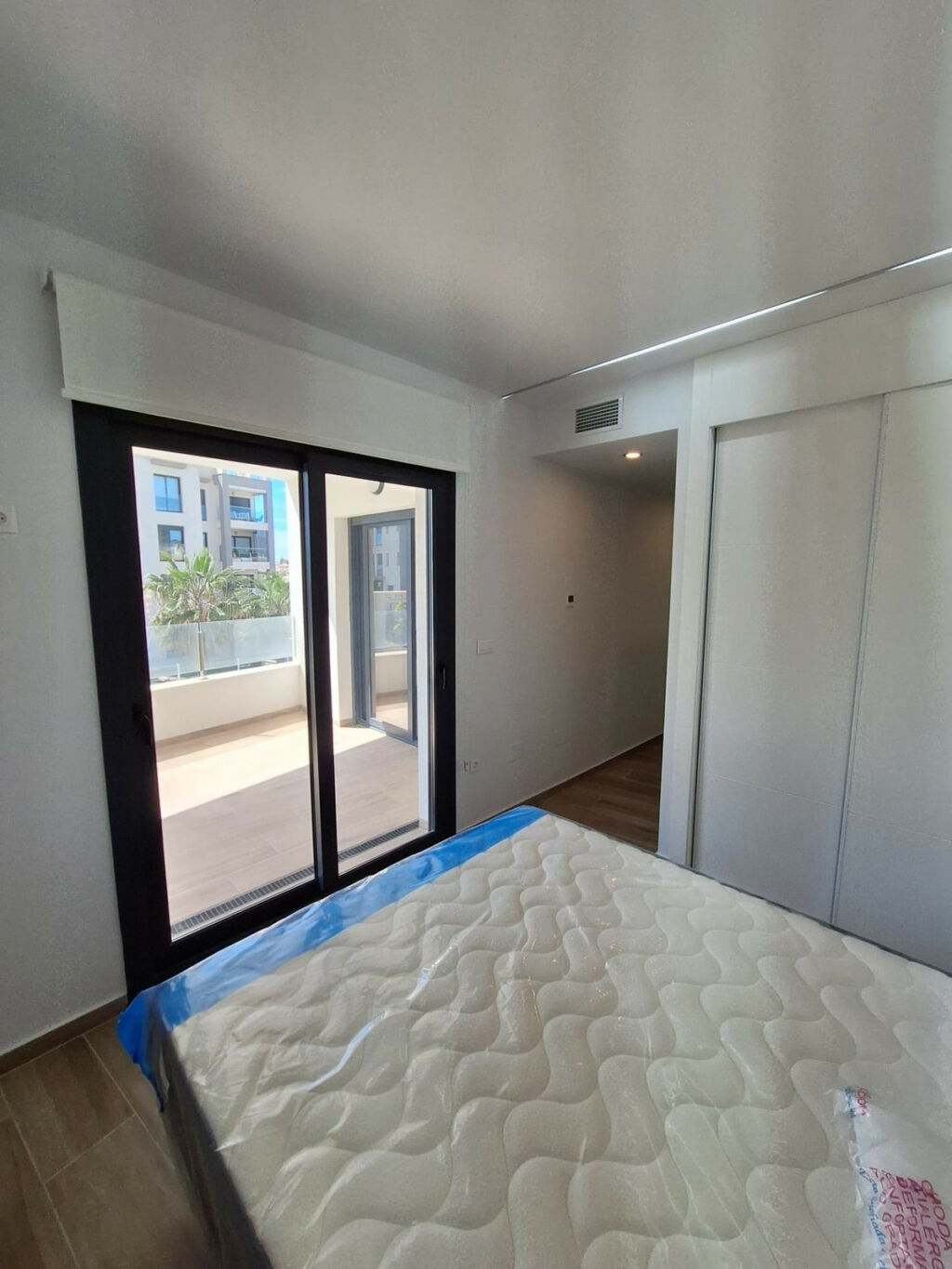 Middle Floor Apartment San Miguel de Salinas Alicante - image 9