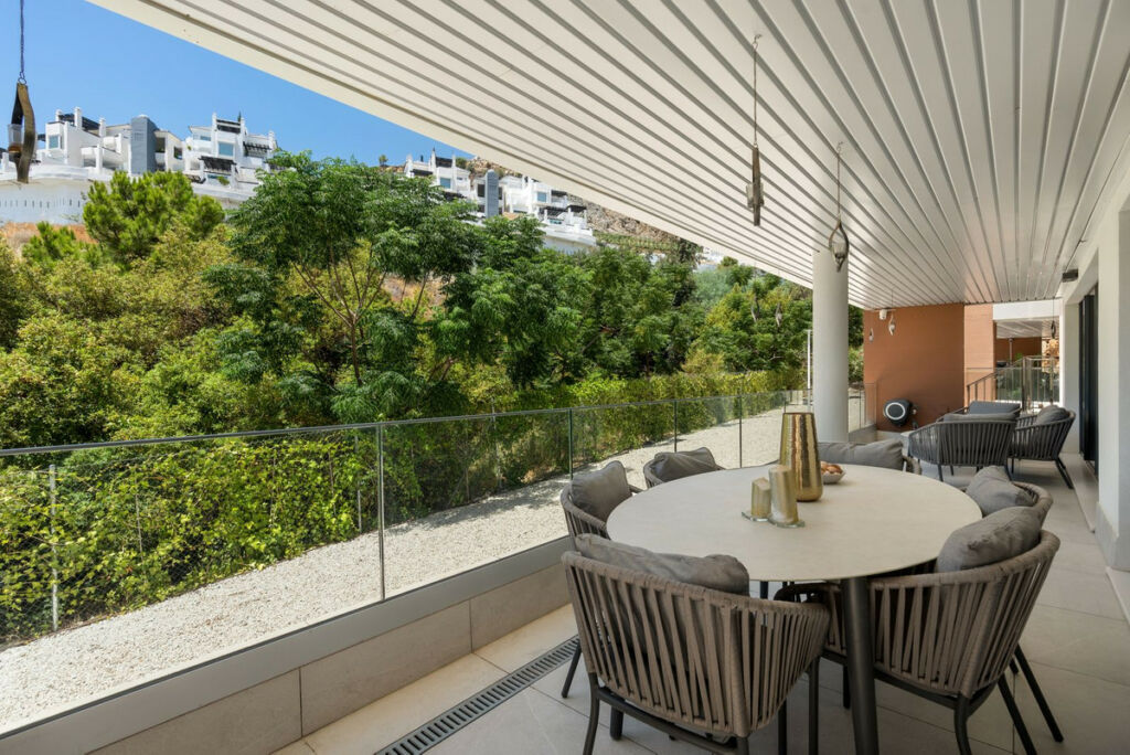 Ground Floor Apartment Benahavís Málaga - image 11