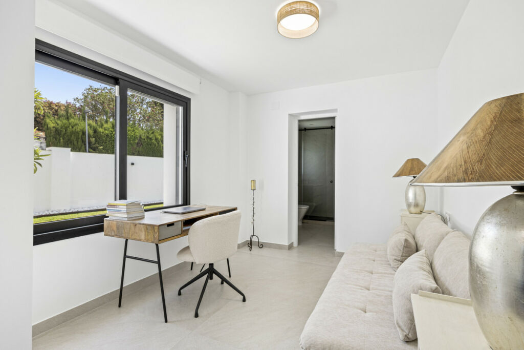 Detached Villa Guadalmina Alta Málaga - image 13