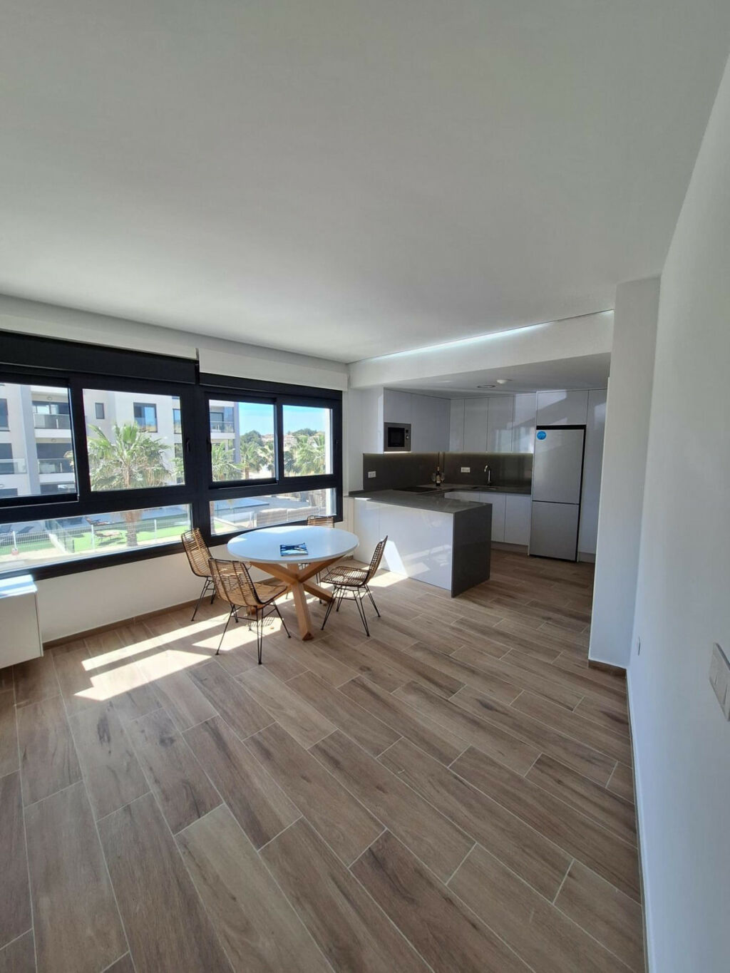Middle Floor Apartment San Miguel de Salinas Alicante - image 10