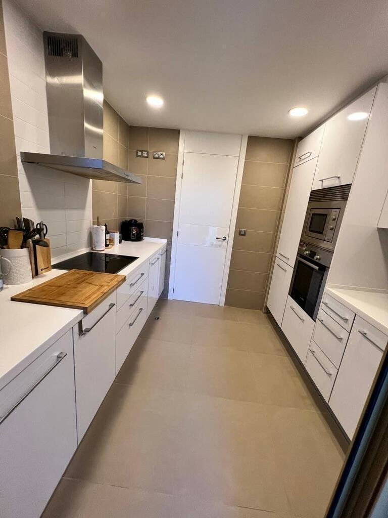 Middle Floor Apartment Benidorm Alicante - image 11