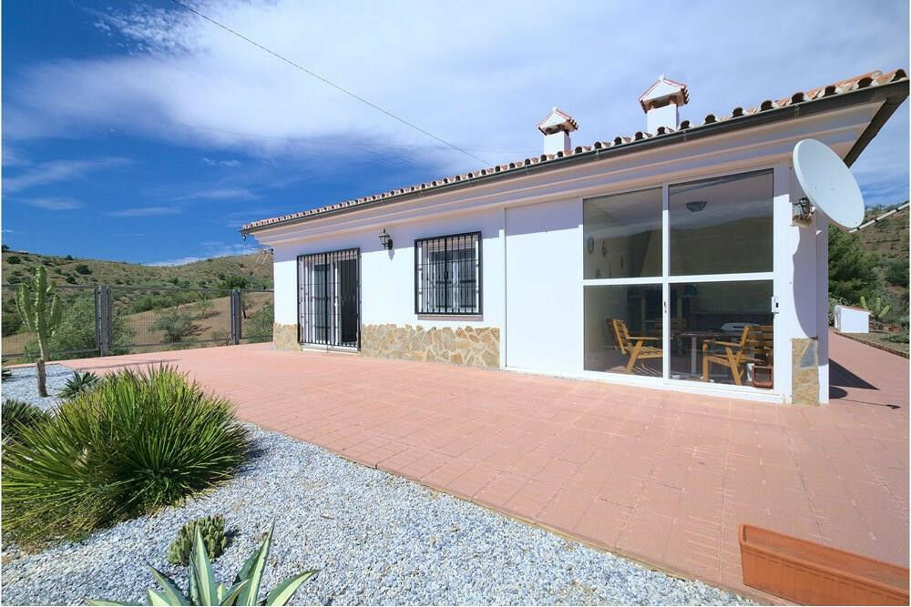 Detached Villa Valverde Alicante - image 11