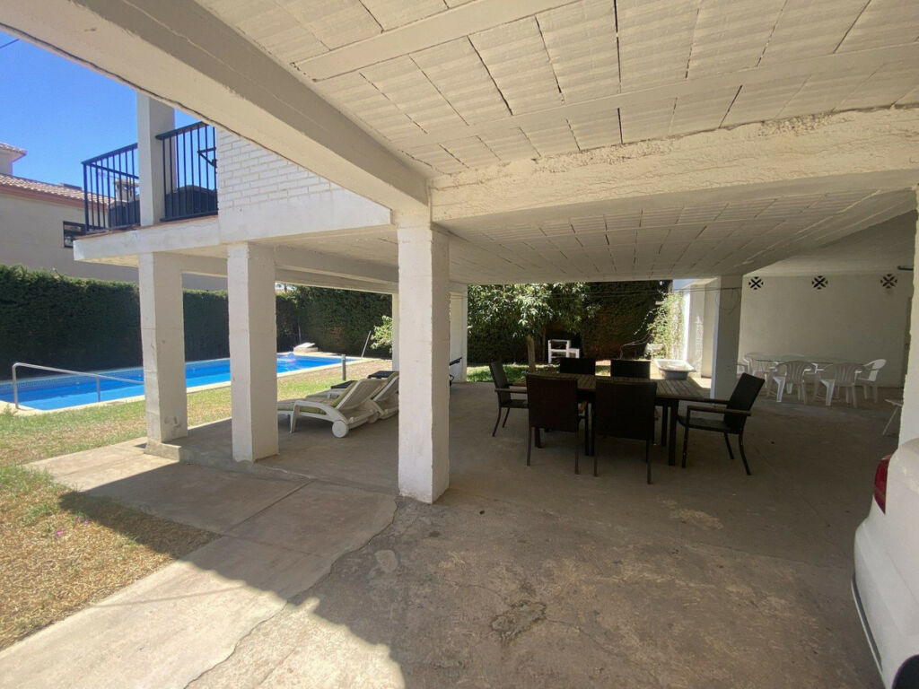 Detached Villa La Capellania Málaga - image 11