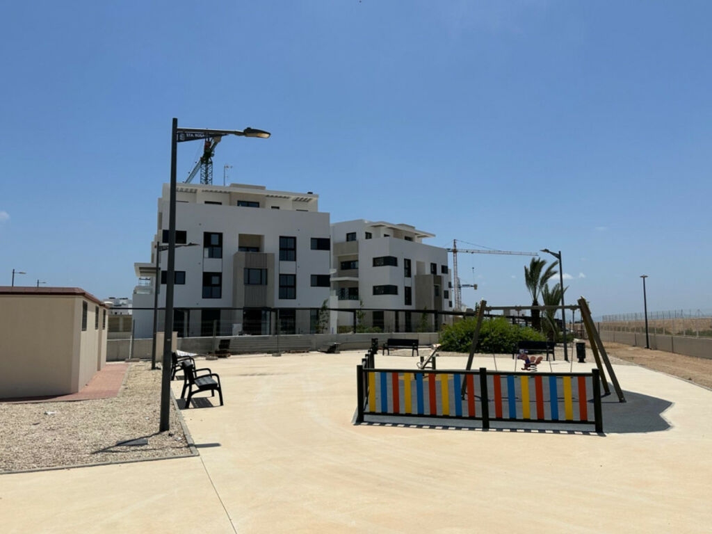 Middle Floor Apartment Los Alcázares Alicante - image 12