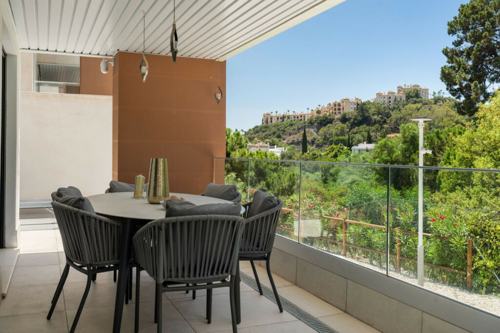 Ground Floor Apartment Benahavís Málaga - image 12