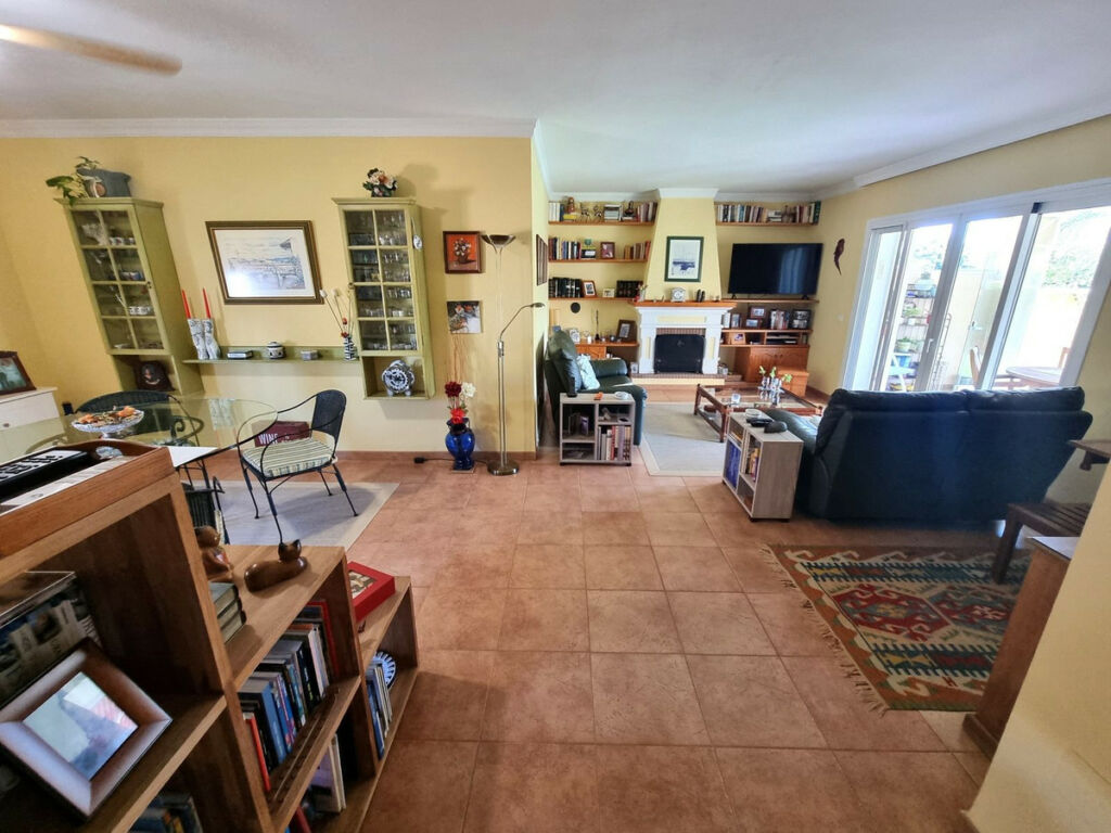 Townhouse San Pedro de Alcántara Málaga - image 12