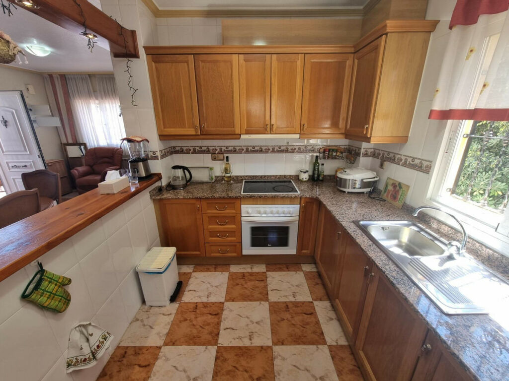 Bungalow Orihuela Costa Alicante - image 12