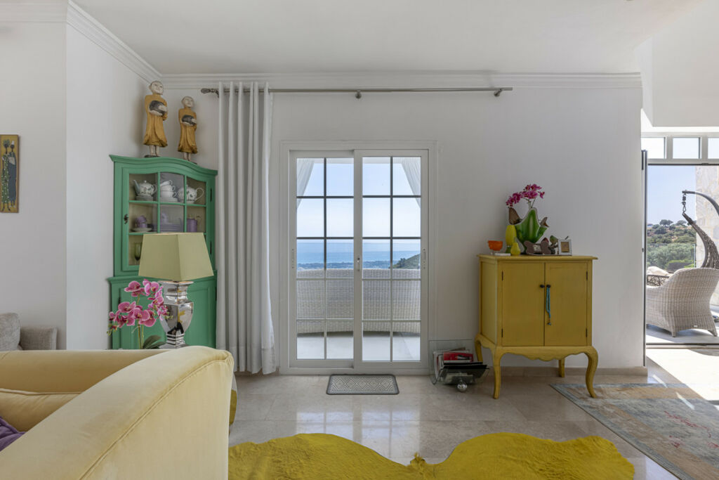 Townhouse La Mairena Málaga - image 9