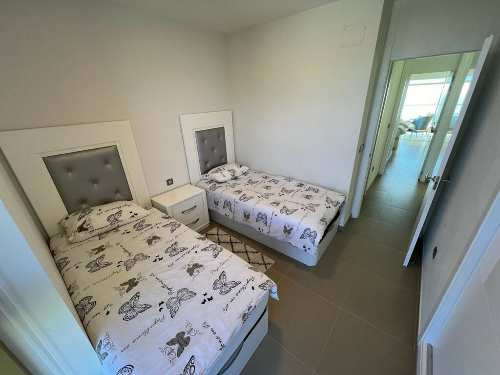 Middle Floor Apartment Benidorm Alicante - image 13