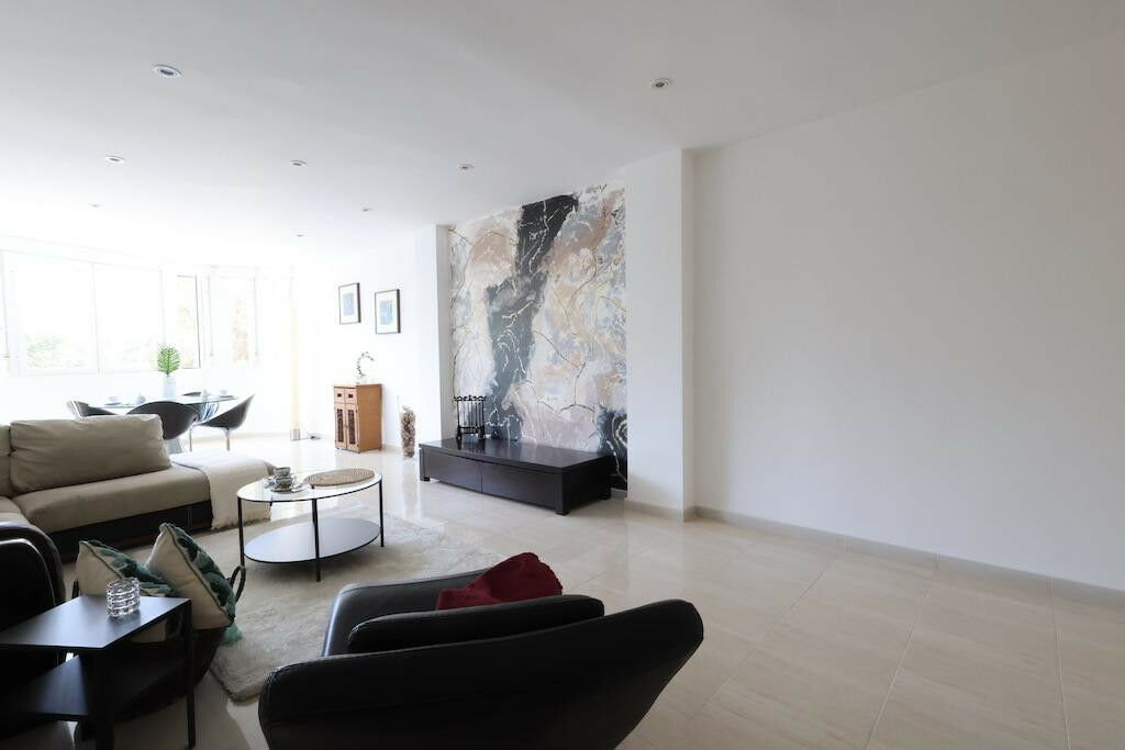Middle Floor Apartment Torrevieja Alicante - image 13