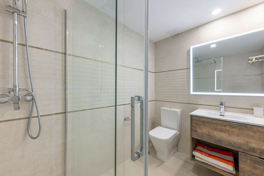 Middle Floor Apartment Marbella Málaga - image 14