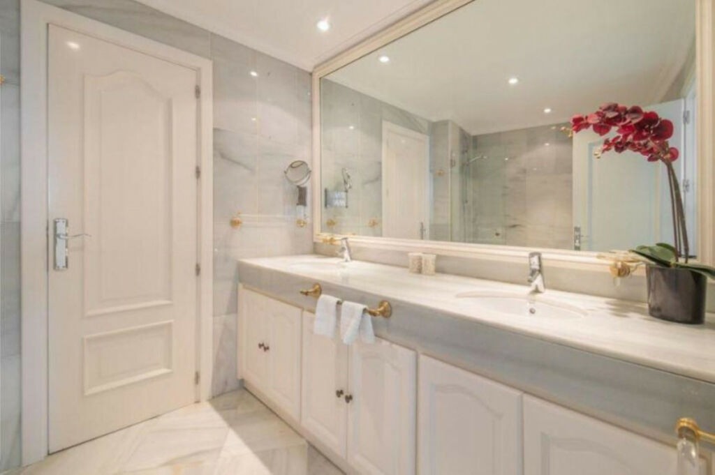 Penthouse Duplex Marbella Málaga - image 14