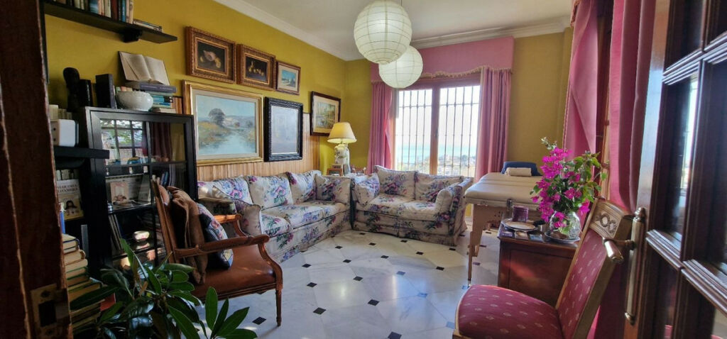 Detached Villa Málaga Este Málaga - image 14