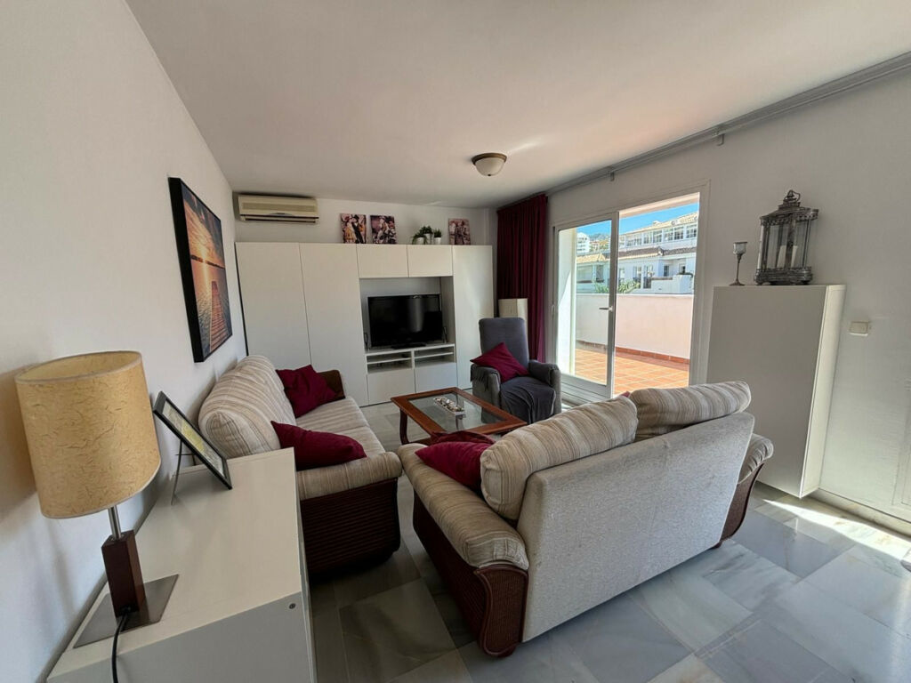 Top Floor Apartment Benalmadena Costa Málaga - image 14