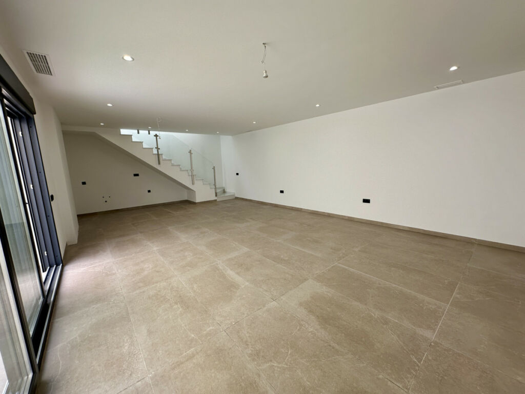 Detached Villa Polop Alicante - image 14