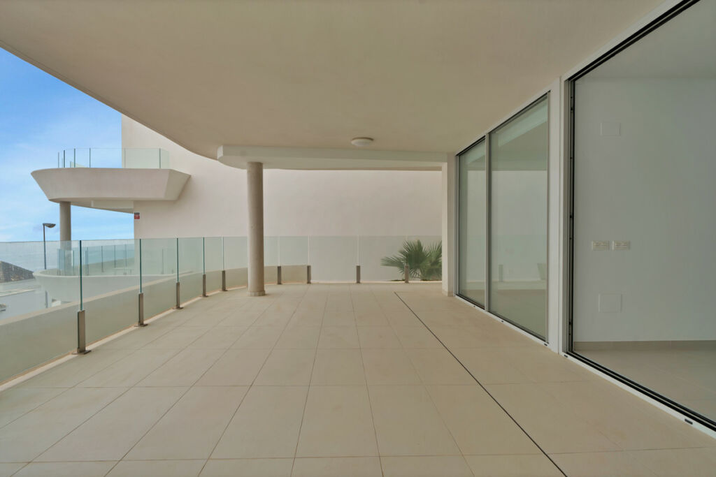 Middle Floor Apartment Benalmadena Málaga - image 14