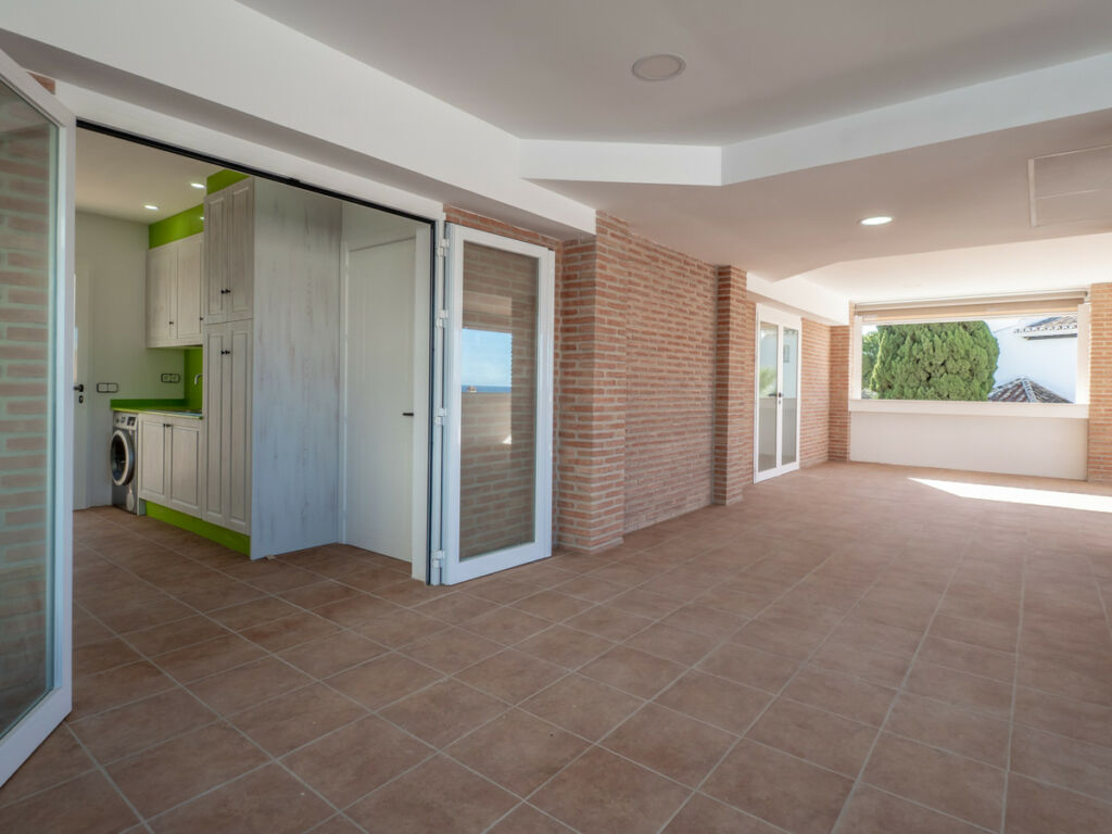 Detached Villa Las Chapas Málaga - image 14