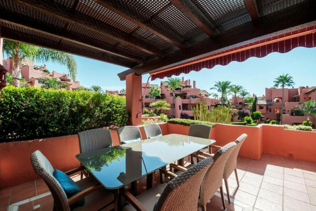 Penthouse Estepona Málaga - image 17