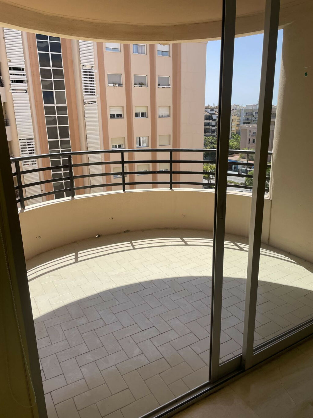 Middle Floor Apartment Marbella Málaga - image 15