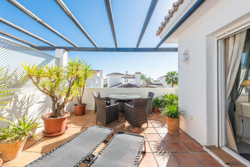 Penthouse Nueva Andalucía Málaga - image 16