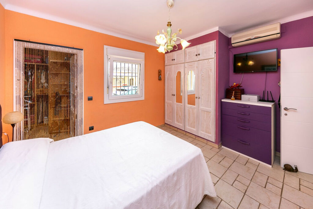 Detached Villa Benalmadena Málaga - image 16