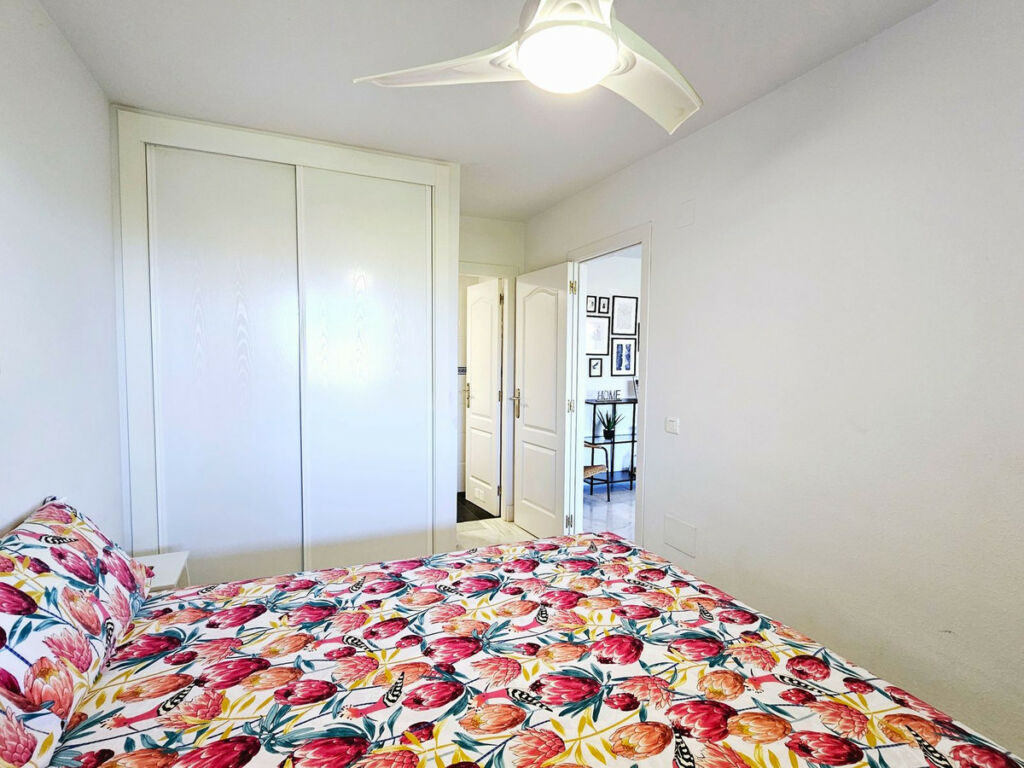 Middle Floor Apartment Doña Julia Málaga - image 16