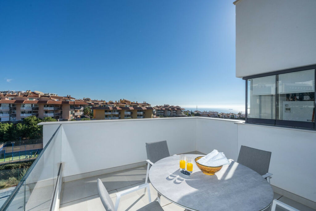 Penthouse Fuengirola Málaga - image 16
