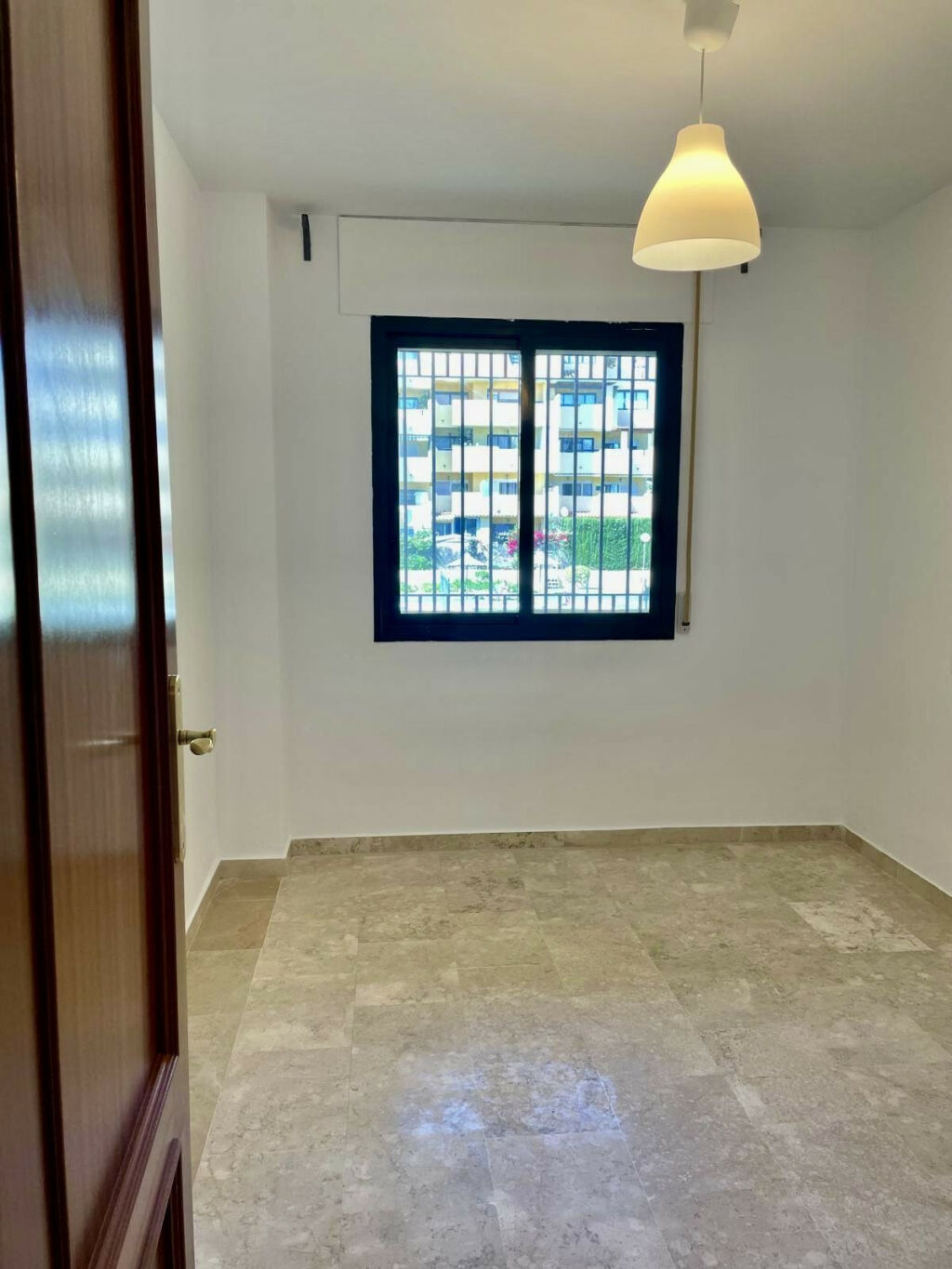 Ground Floor Apartment Selwo Málaga - image 16