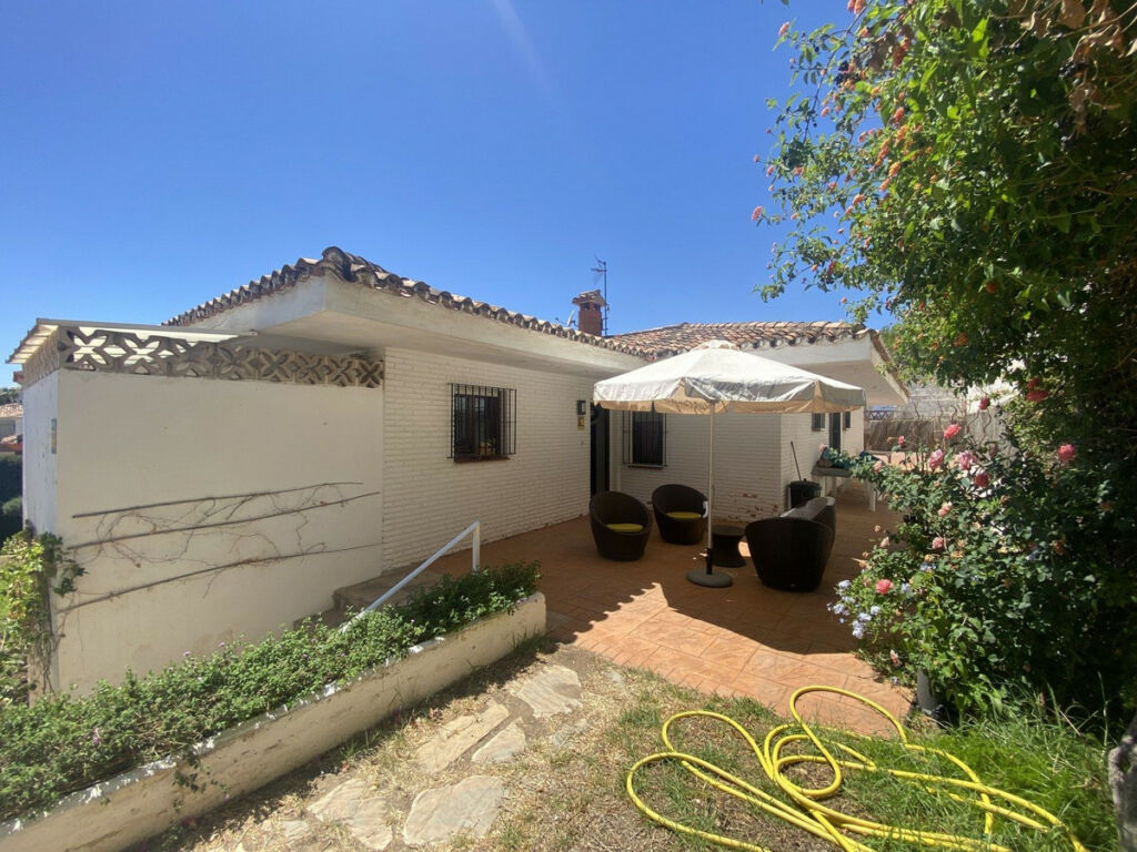 Detached Villa La Capellania Málaga - image 17