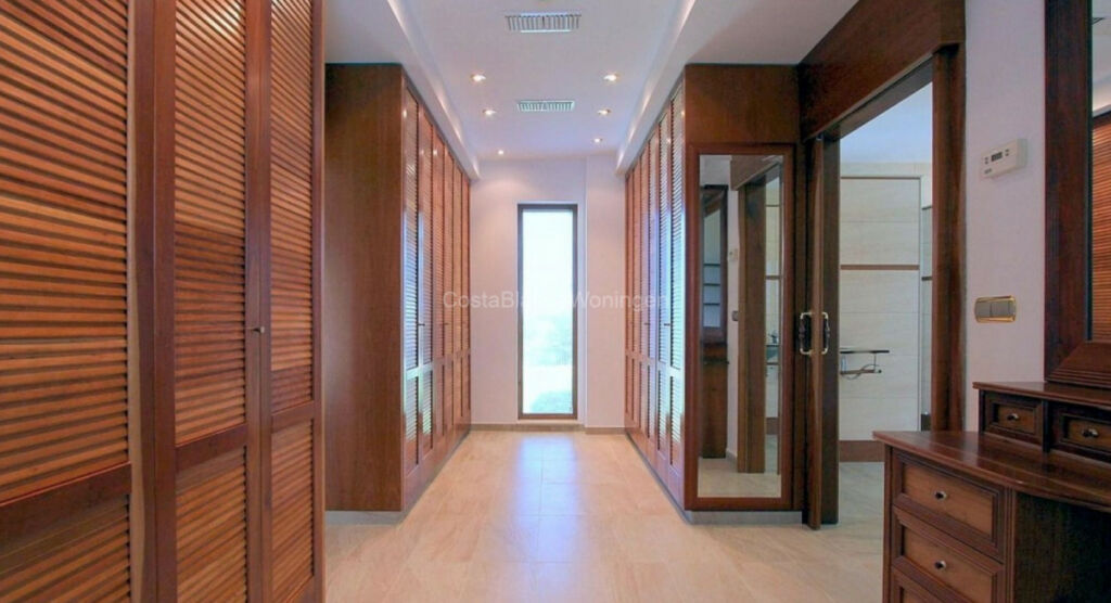 Detached Villa Penaguila Alicante - image 17