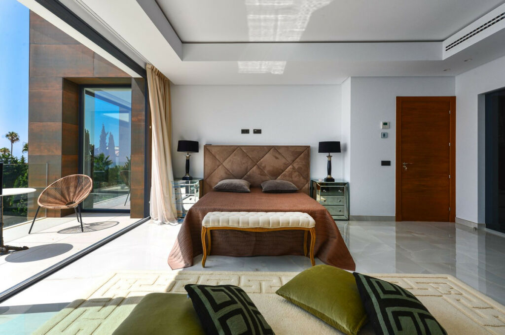 Detached Villa Manilva Málaga - image 17
