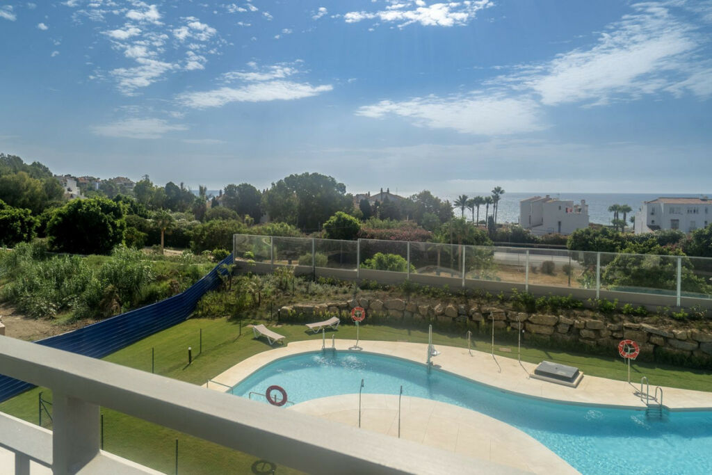 Penthouse Casares Málaga - image 17