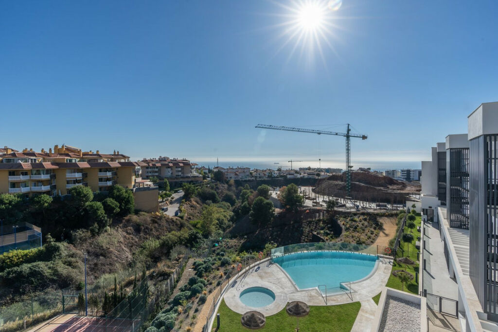 Penthouse Fuengirola Málaga - image 17