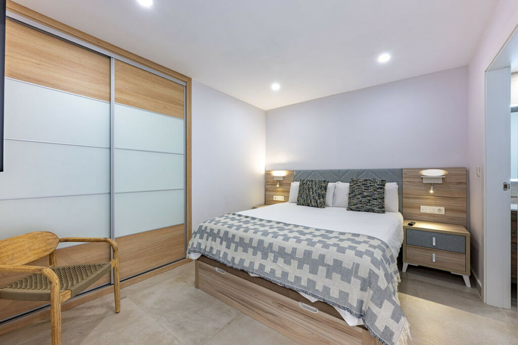 Middle Floor Apartment Marbella Málaga - image 18
