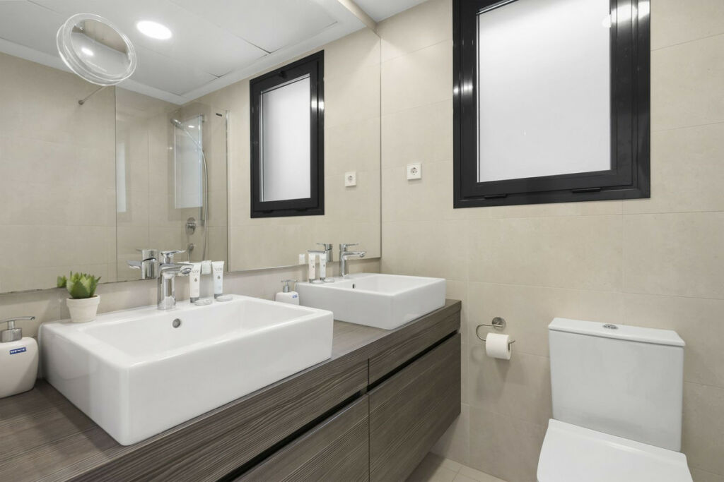 Ground Floor Apartment Fuengirola Málaga - image 18