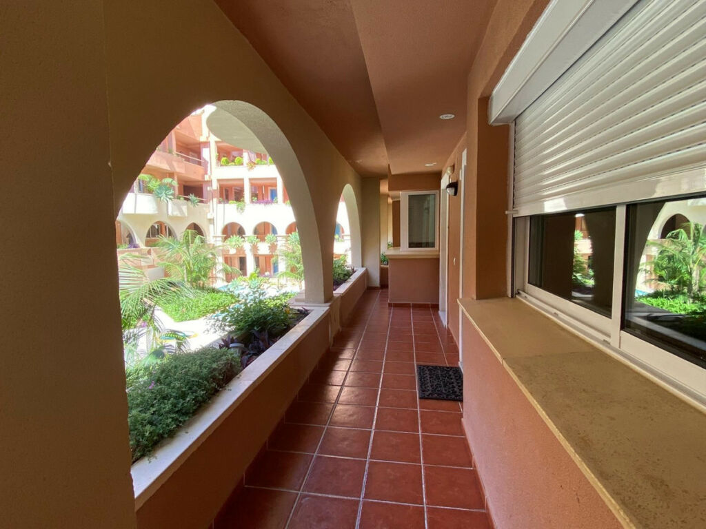 Ground Floor Apartment Nueva Andalucía Málaga - image 18