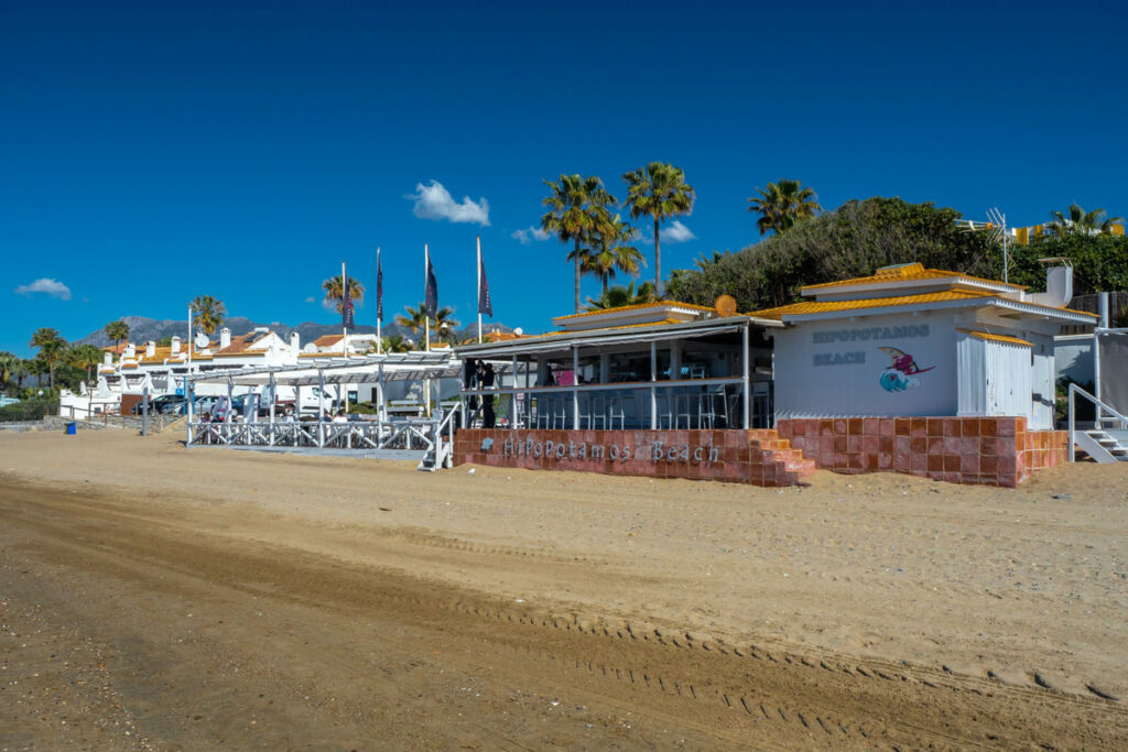 Detached Villa Las Chapas Málaga - image 18
