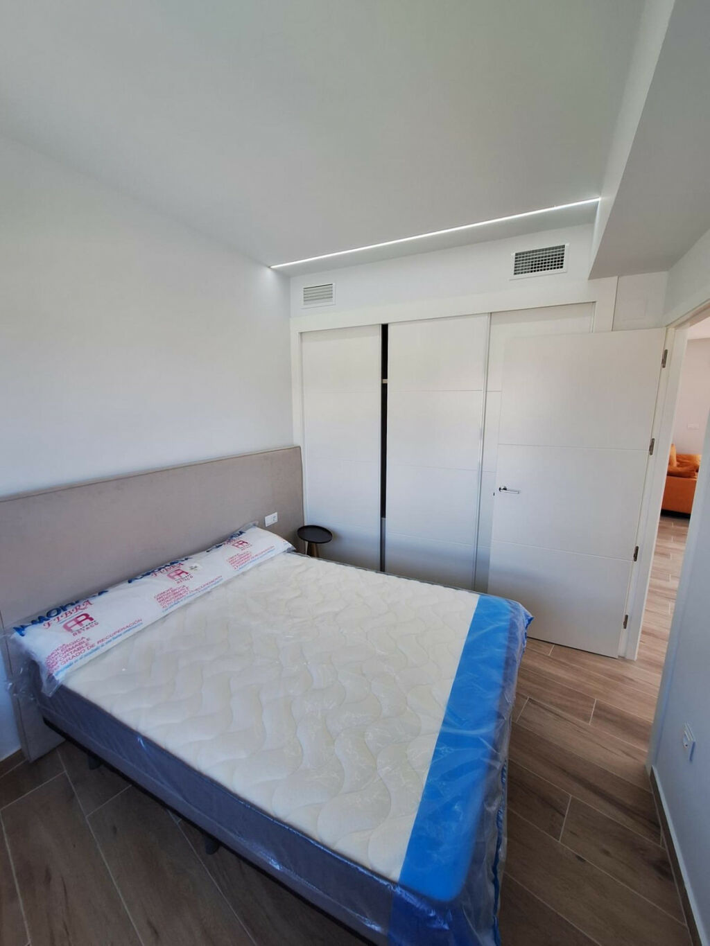 Middle Floor Apartment San Miguel de Salinas Alicante - image 17