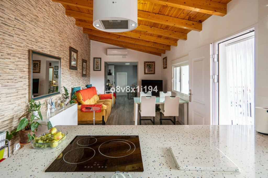 Detached Villa Macharaviaya Málaga - image 19